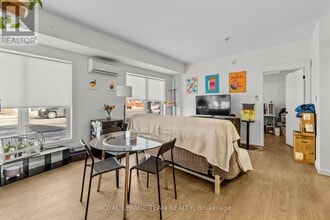 506 Gladstone Ave in Ottawa, ON - Building Photo - Building Photo