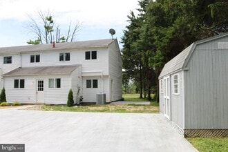 490 Duck Creek Rd in Clayton, DE - Building Photo - Building Photo