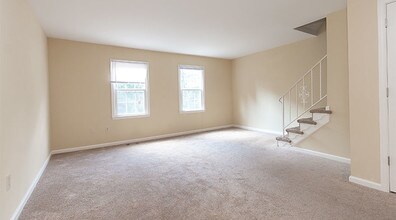 River Walk Townhomes in Bethlehem, PA - Building Photo - Building Photo