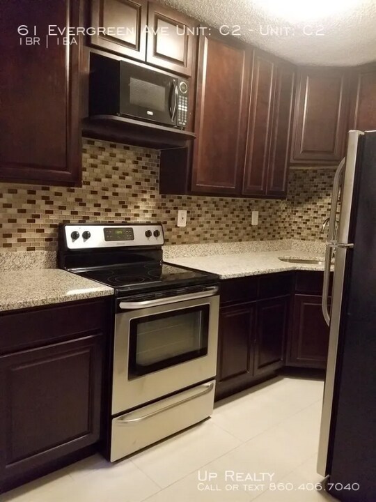 59-61 Evergreen Ave in Hartford, CT - Foto de edificio