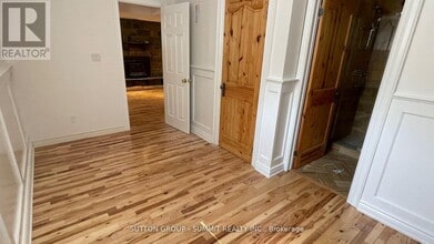 168 Troy St in Mississauga, ON - Building Photo - Building Photo