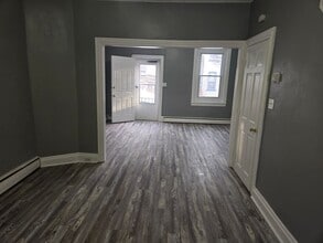 56 W Garrison St in Bethlehem, PA - Building Photo - Building Photo