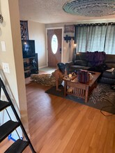 3360 Brown Rd NE in Salem, OR - Foto de edificio - Building Photo