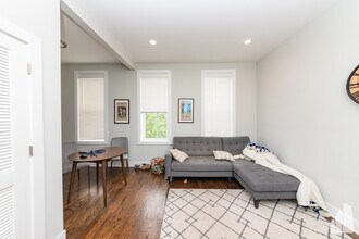 2145 W Webster Ave, Unit 3 in Chicago, IL - Building Photo - Building Photo