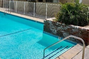 Shamrock Apartments in Downey, CA - Building Photo