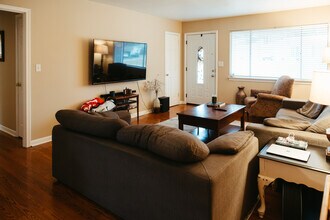 417 Forest Glen Dr in Chattanooga, TN - Building Photo - Building Photo