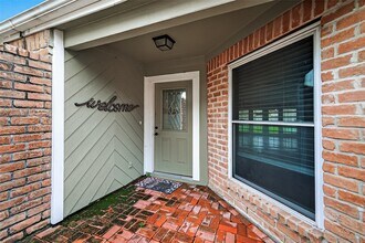 16310 Wall St in Jersey Village, TX - Building Photo - Building Photo