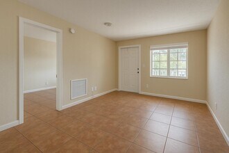 1671 NE 33rd St-Unit -9 in Pompano Beach, FL - Building Photo - Building Photo