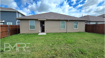 233 Cal Frd Dr in Northlake, TX - Building Photo