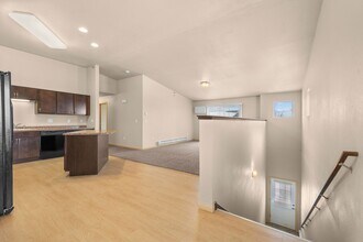 Stonebridge Villas in Minot, ND - Building Photo - Interior Photo