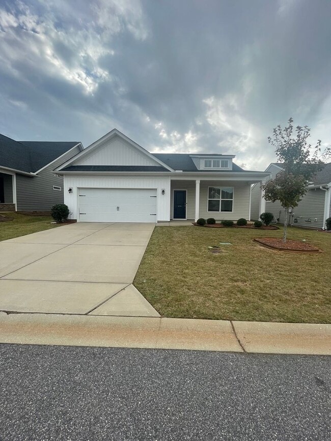 property at 476 White Peach Wy