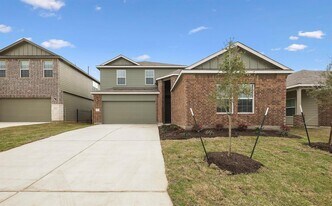 10713 Steinbeck Dr in Austin, TX - Building Photo