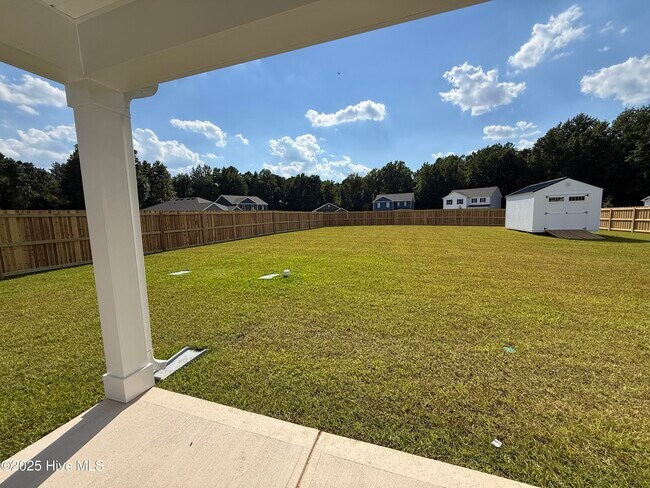 164 Stella Bluffs Drive in Stella, NC - Building Photo - Building Photo