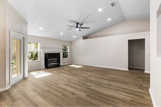 4155 NW 62nd Ave in Gainesville, FL - Building Photo - Building Photo
