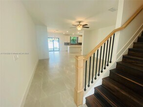 4433 E Aqua Bella Ln in Fort Lauderdale, FL - Building Photo - Building Photo