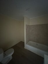 825 Powell Rhodes Dr in Jackson, MS - Building Photo - Building Photo
