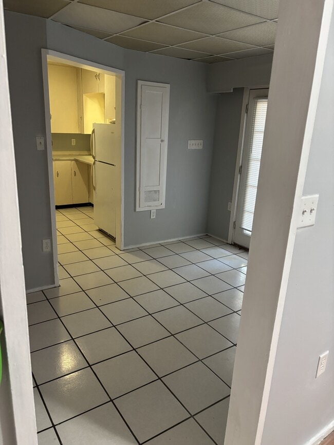 2221 20th Ave in Gulfport, MS - Building Photo - Building Photo