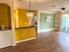 8818 Dunes Ct in Kissimmee, FL - Building Photo - Building Photo