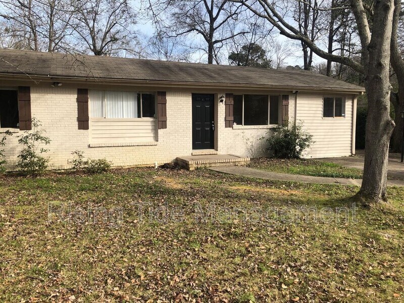 5157 Northumberland Rd in Irondale, AL - Building Photo