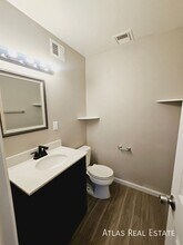 7015 E Wilshire Dr in Scottsdale, AZ - Building Photo - Building Photo