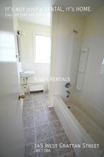 145 W Grattan St in Harrisonburg, VA - Building Photo - Building Photo