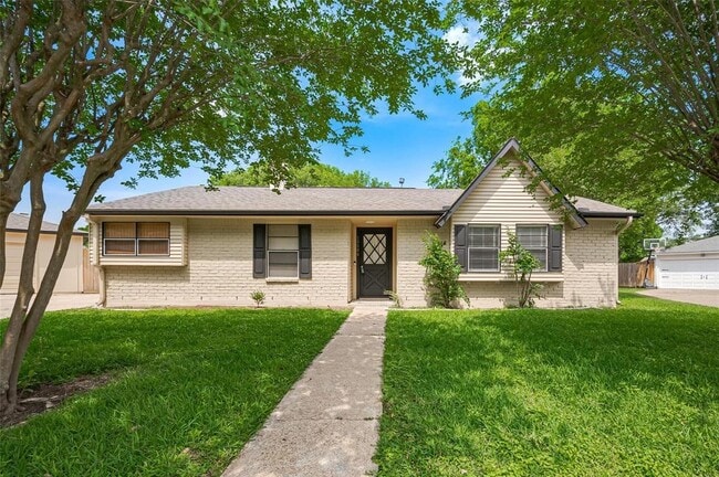 property at 13506 Sherwood St