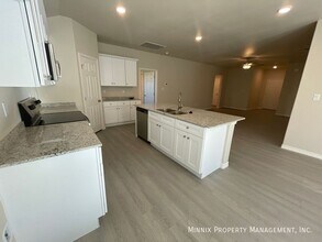 1345 Bajada St in Midland, TX - Building Photo - Building Photo