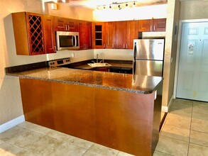 251 SE 6th Ave in Pompano Beach, FL - Building Photo - Building Photo