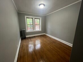 1256 W 83rd St in Chicago, IL - Building Photo - Building Photo