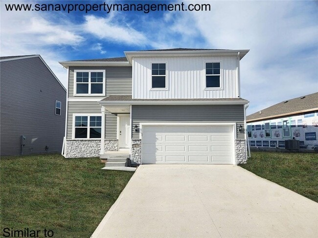property at 2425 SE Fox Valley Dr