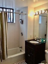 17 Cumberland St in Boston, MA - Building Photo - Building Photo
