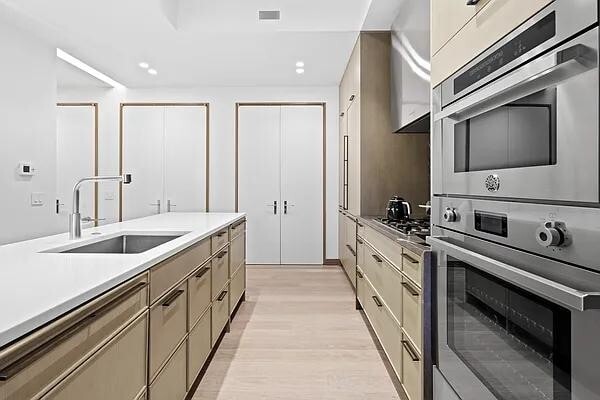 90 Lexington Ave in New York, NY - Building Photo - Building Photo