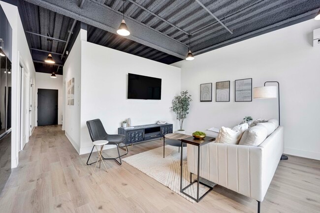1802 W Berenice Ave in Chicago, IL - Building Photo - Building Photo