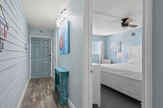 8743 Thomas Dr, Unit SI FL9-ID1354905P in Panama City Beach, FL - Foto de edificio - Building Photo