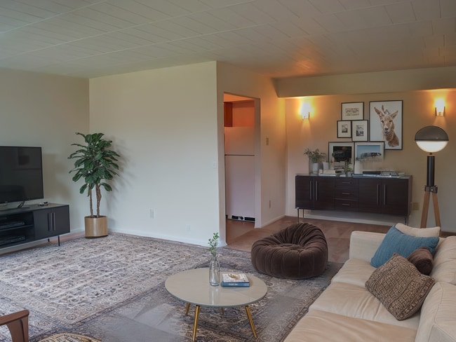 Hilltop/Parkview Apartments in Duquesne, PA - Building Photo - Building Photo