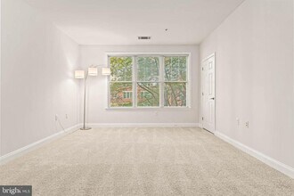 200 W Elm St in Conshohocken, PA - Building Photo - Building Photo