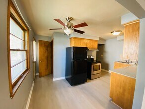 4533 University Ave NE in Columbia Heights, MN - Building Photo - Building Photo