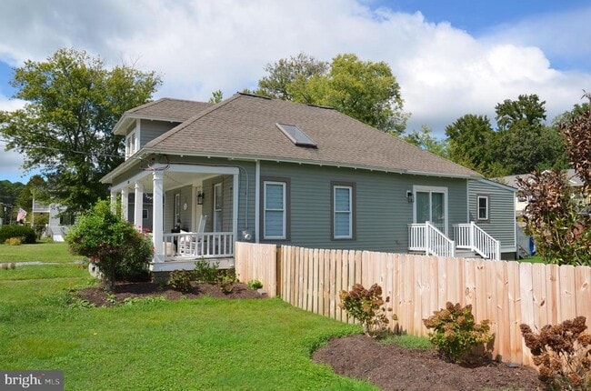 property at 207 Dodson Ave