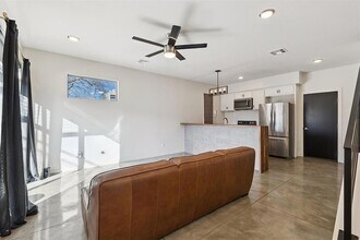 1008 N Francis Ave in Oklahoma City, OK - Foto de edificio - Building Photo