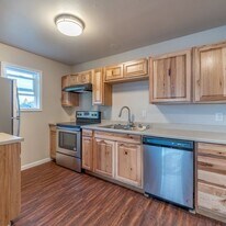 4407 San Roberto Ave, Unit 4 in Anchorage, AK - Building Photo