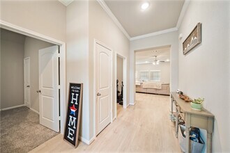 18203 Samie Nell Ct in Willis, TX - Building Photo - Building Photo