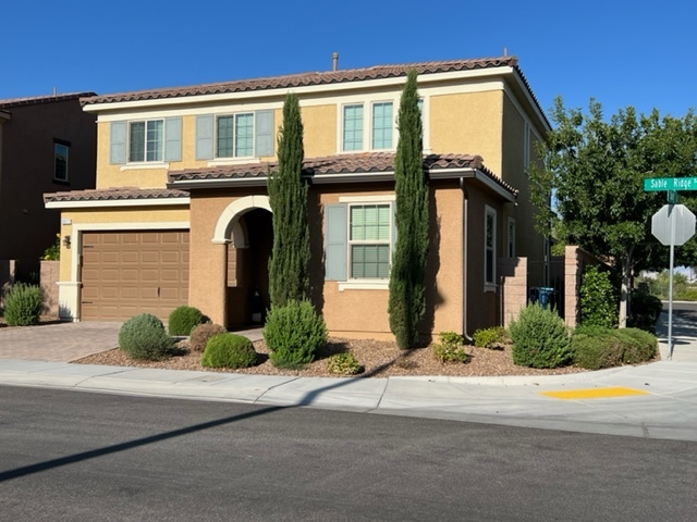 2517 Sable Ridge St in Henderson, NV - Foto de edificio