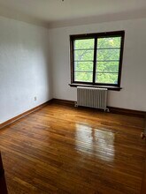 708 W Bancroft St, Unit 9 in Toledo, OH - Building Photo - Building Photo