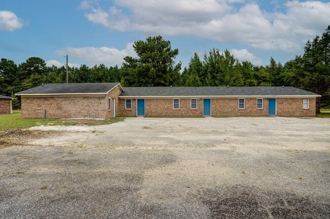 property at 102 Nandina Ct