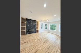 7718 S Bishop St, Unit 2 in Chicago, IL - Building Photo