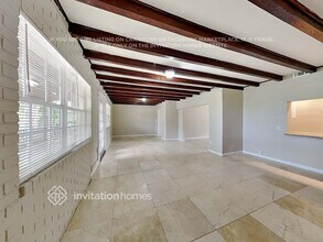 1261 NW 202nd St in Miami, FL - Building Photo - Building Photo