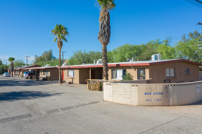 Mountain Vista Apartments in Tucson, AZ - Building Photo - Building Photo