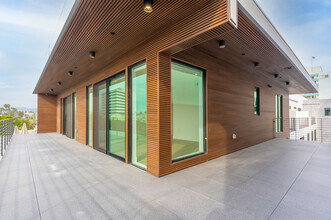 The Alon SM in Santa Monica, CA - Building Photo - Building Photo