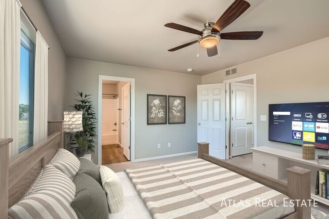 4063 Meadowview Ct in Evans, CO - Building Photo - Building Photo