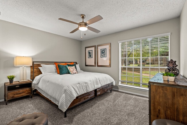 Harmony in Arlington, TX - Building Photo - Interior Photo